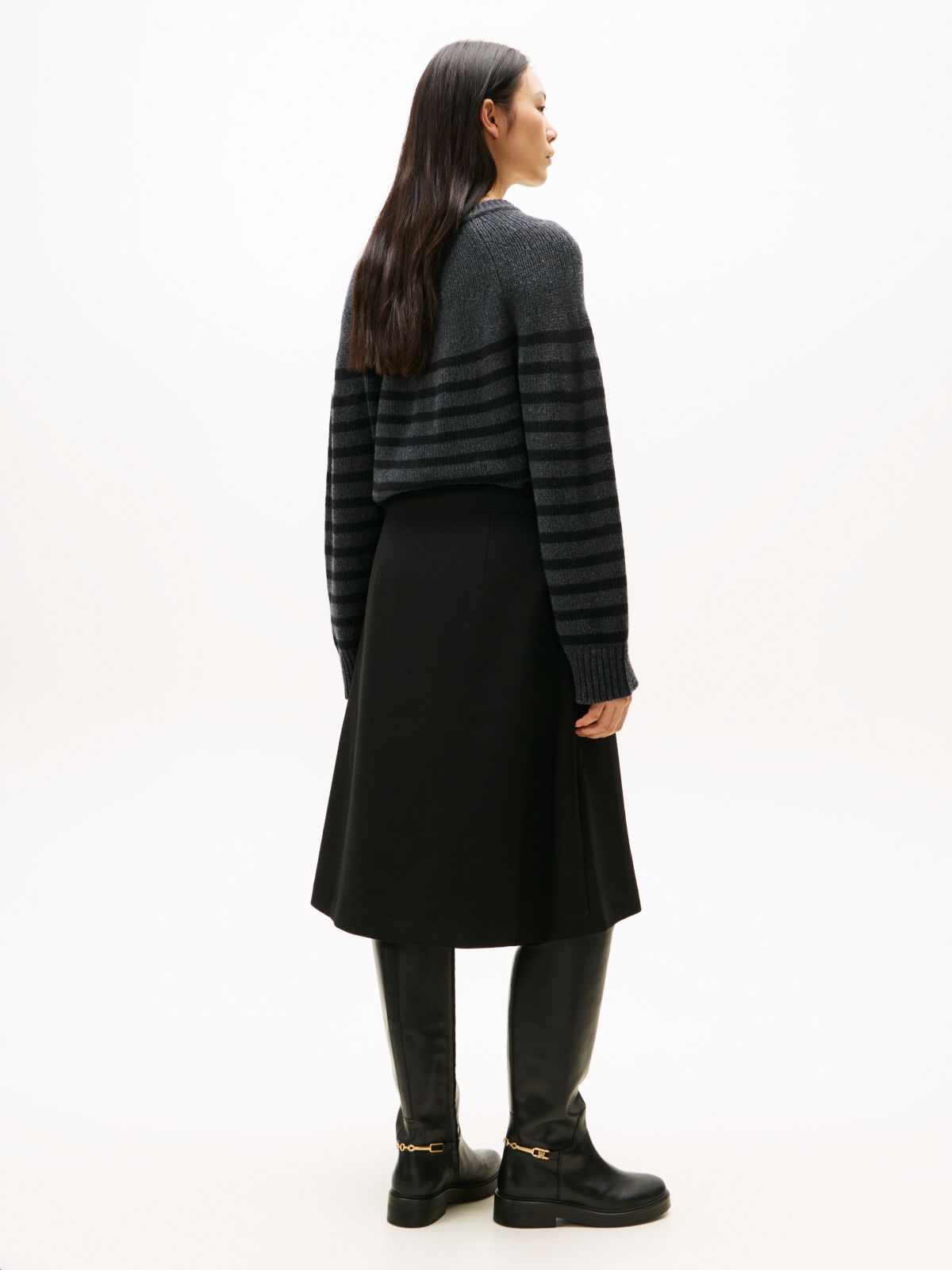 Gold-Tone Button A-Line Midi Skirt — Black