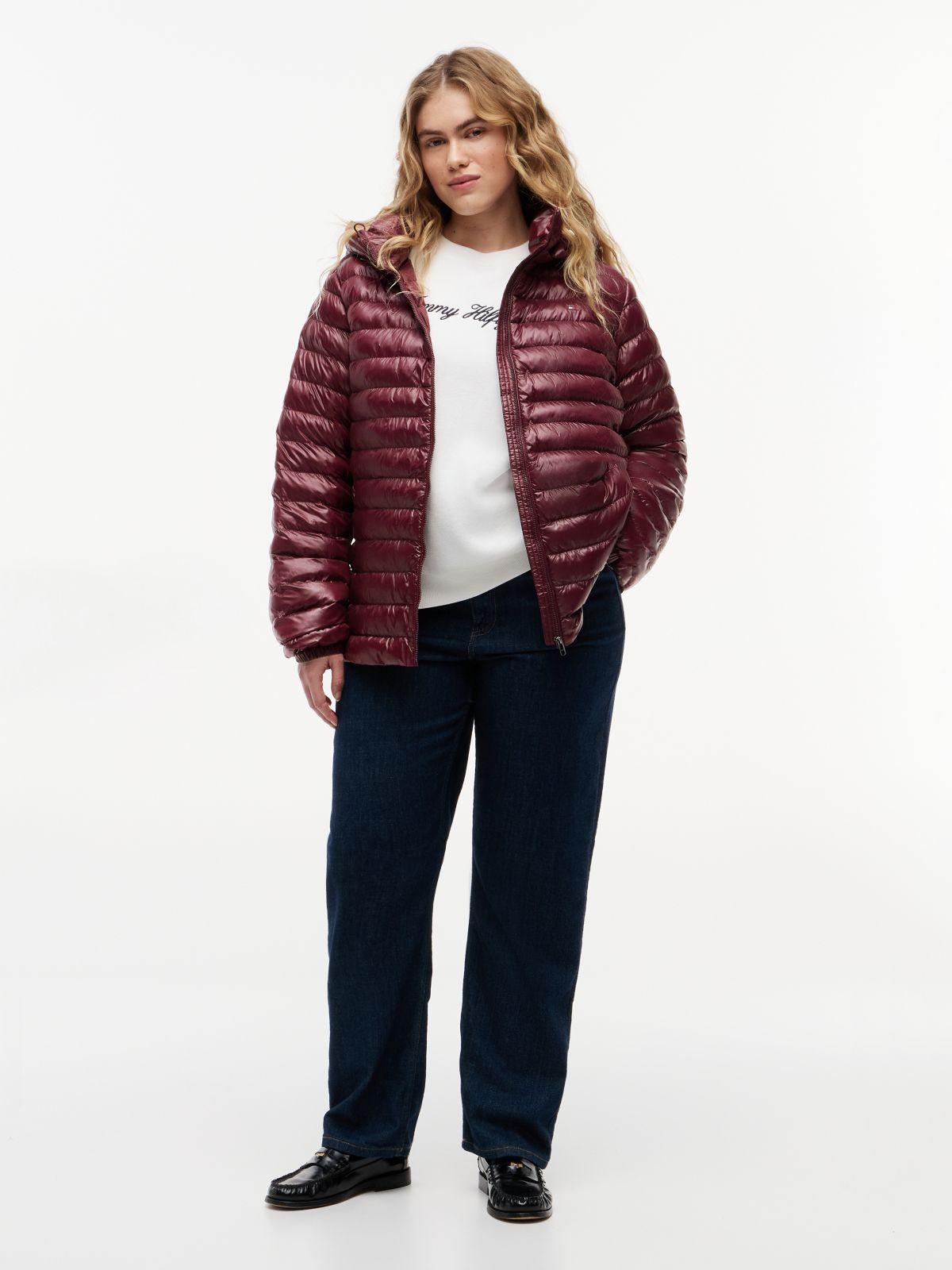 Curve Lightweight Down Shiny Slim Jacket — Red