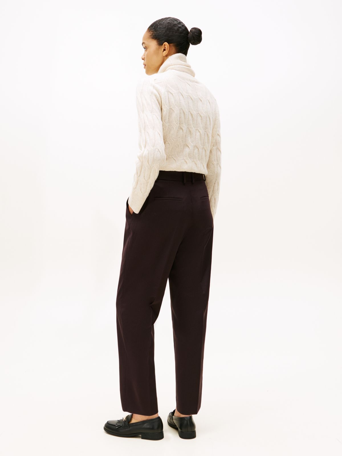 Timeless Slim Straight Leg Ankle Trousers — Burgundy