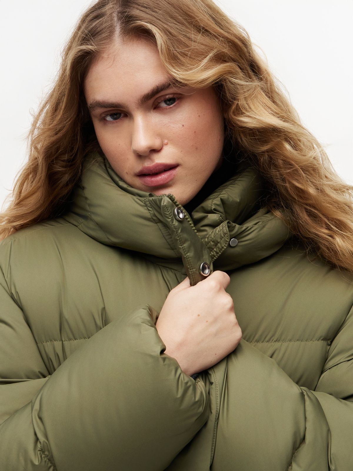 Curve Water Repellent Down Hooded Coat — Green
