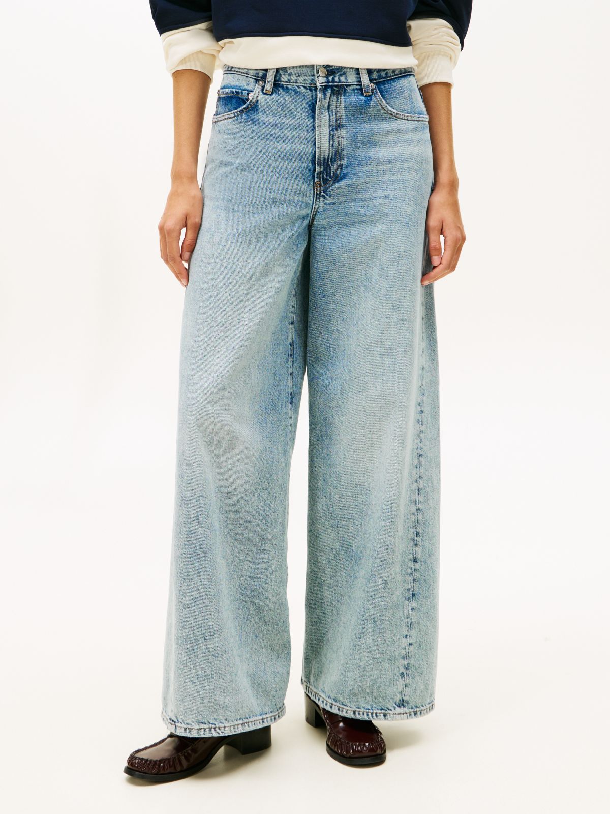 Twist '70s High Rise Wide Leg Jeans — Blue