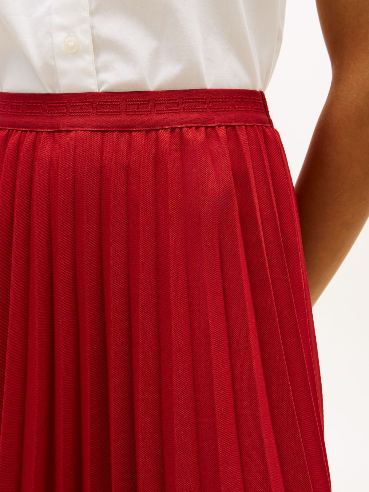 Tonal Flag Waistband Pleated Midi Skirt — Red