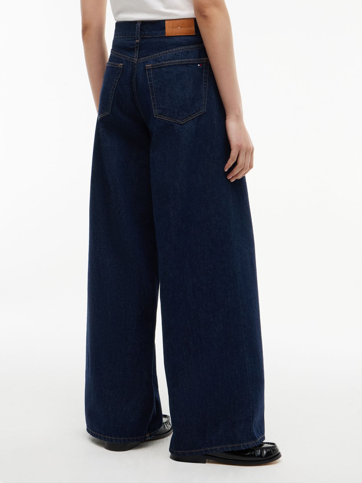 Indie High Rise Wide Jeans — Blue