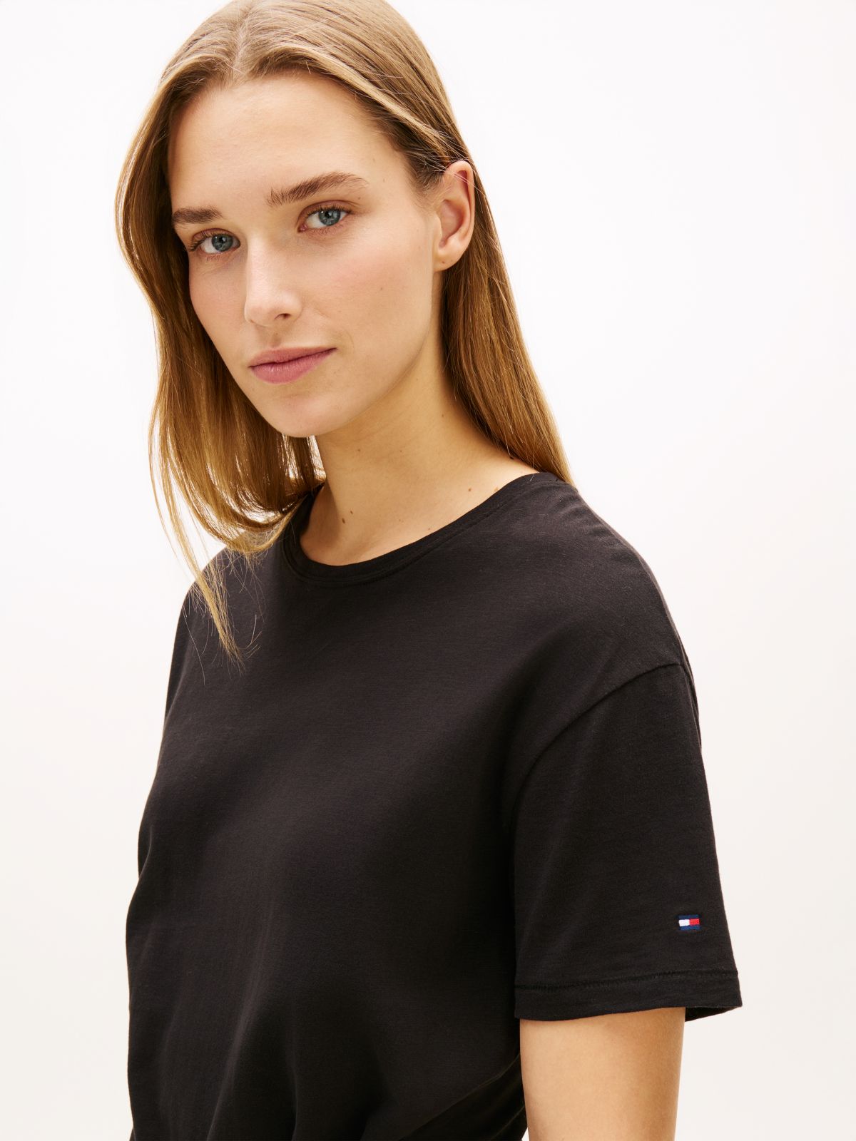 Textured Knot Relaxed Midi T-Shirt Dress — Black