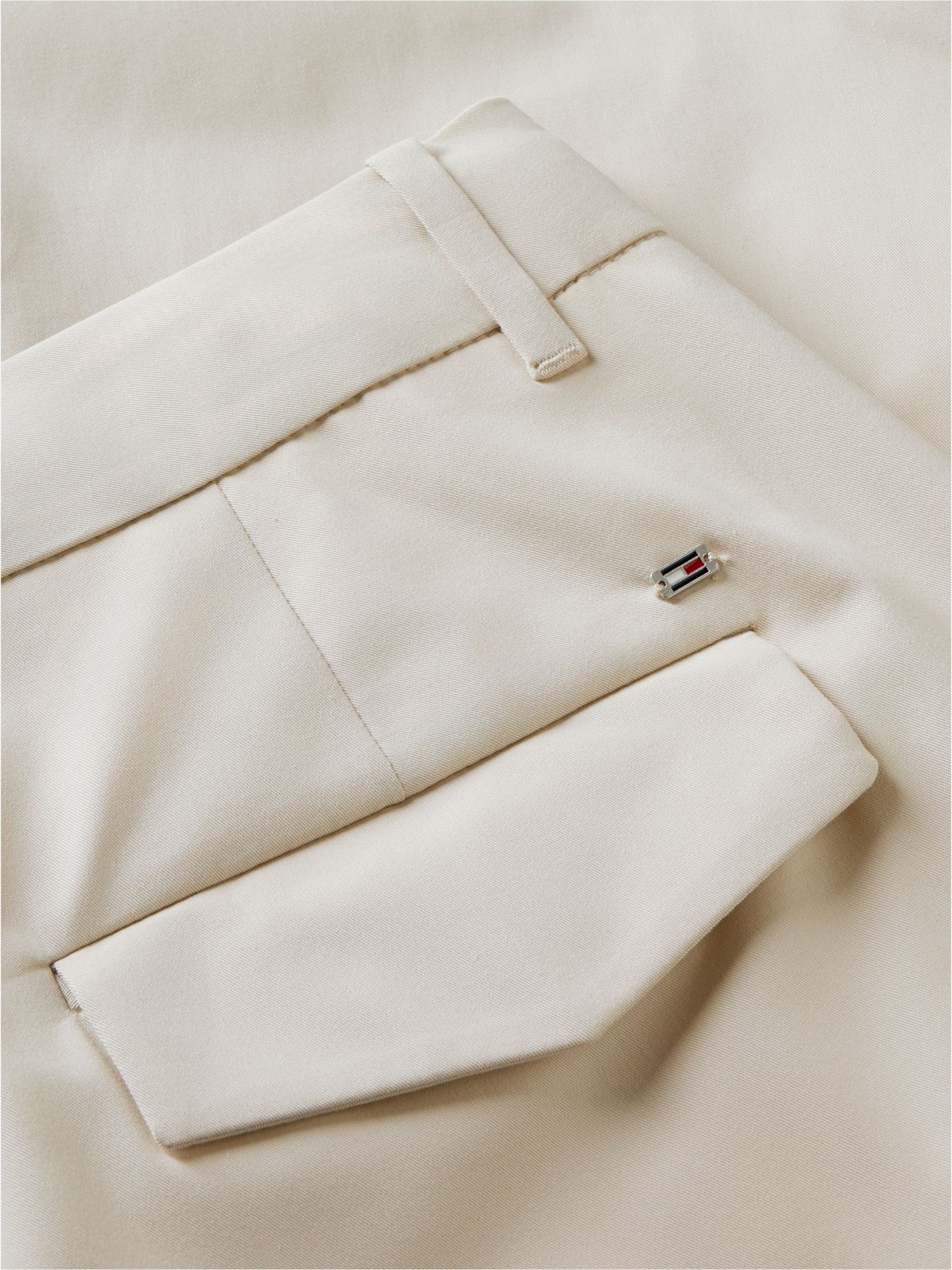 Pleated Barrel Chinos — Beige
