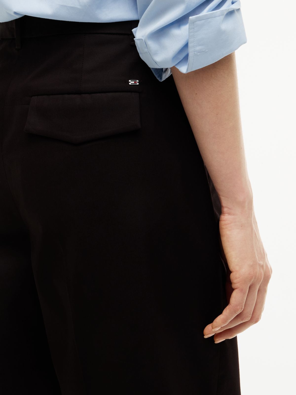 Pleated Barrel Chinos — Brown