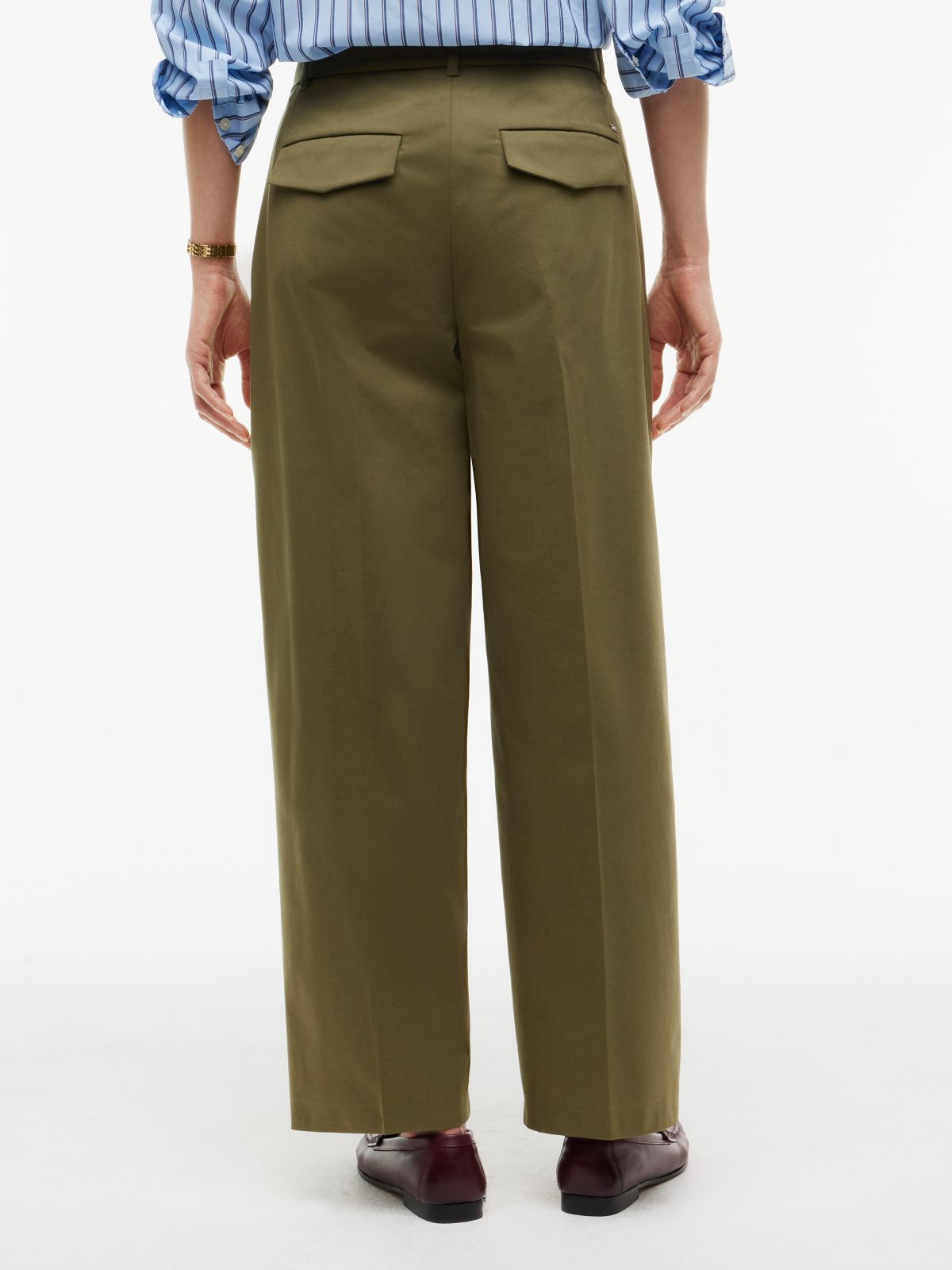 Pleated Barrel Chinos — Green