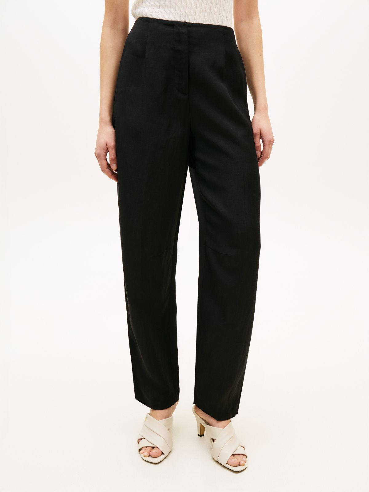 Linen Blend Barrel Leg Ankle Trousers — Black