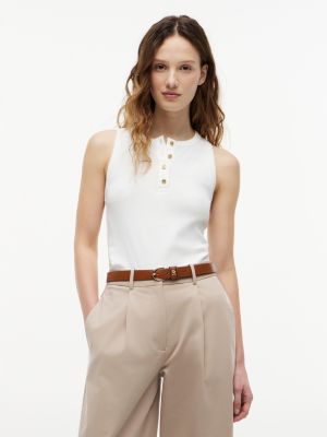 white slim fit henley-top mit goldfarbenen knöpfen für damen - tommy hilfiger