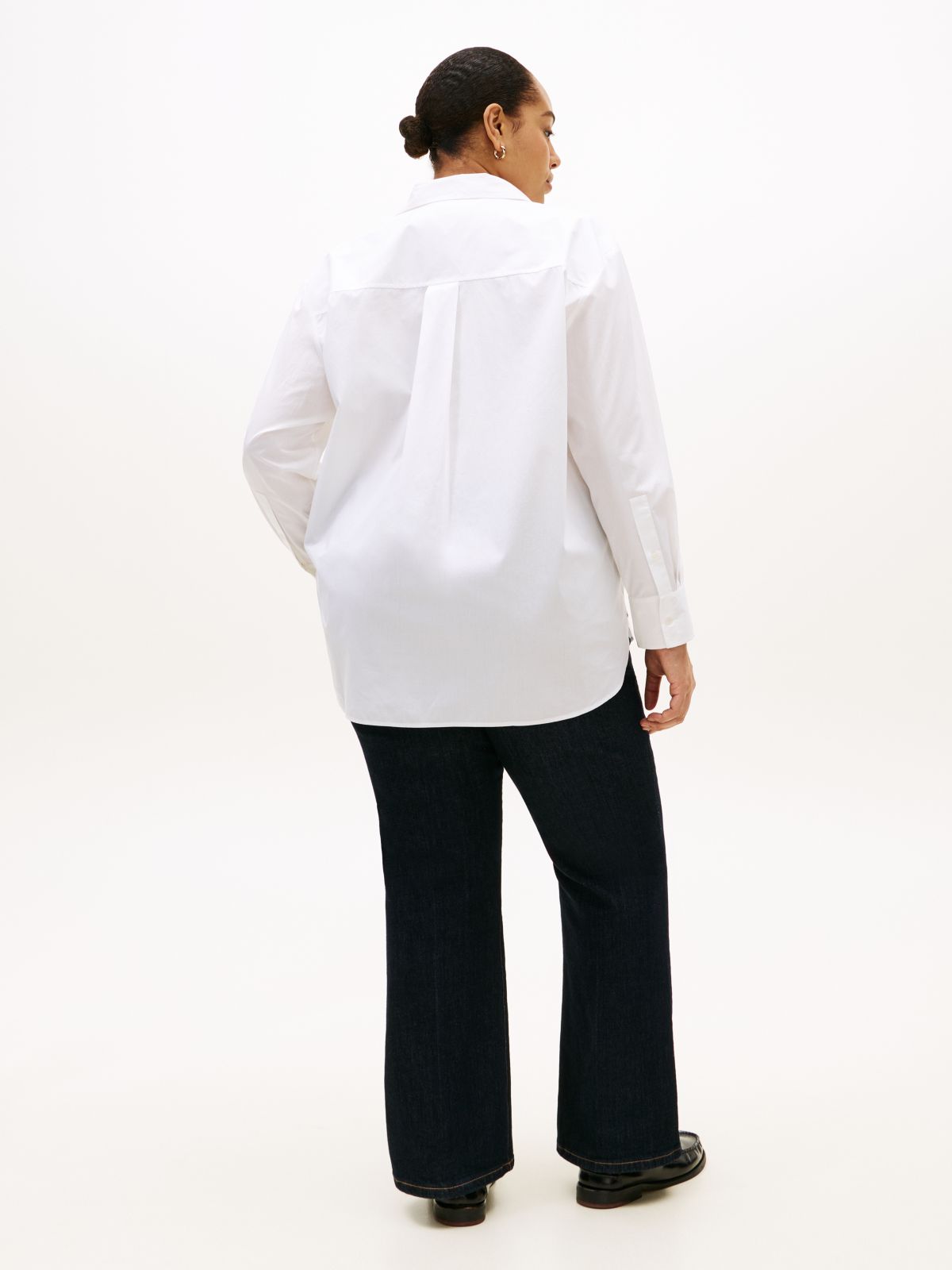 Curve Oversized Fit Logo Embroidery Shirt — White
