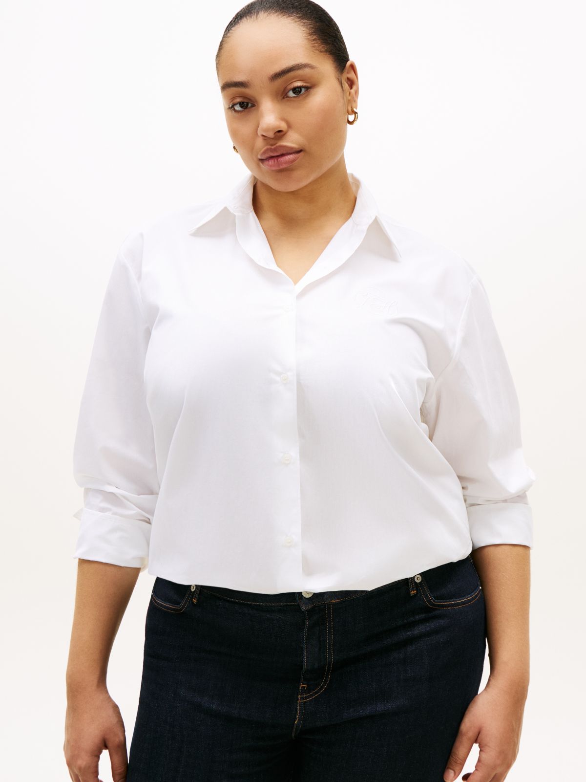 Curve Oversized Fit Logo Embroidery Shirt — White