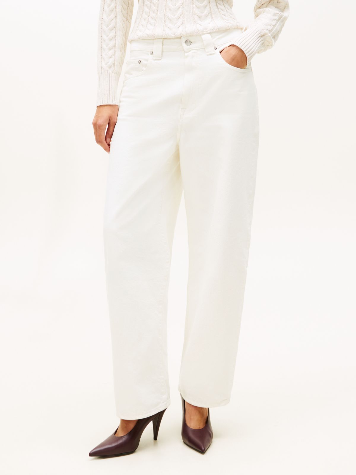Mid Rise Tapered Barrel Leg White Jeans — White