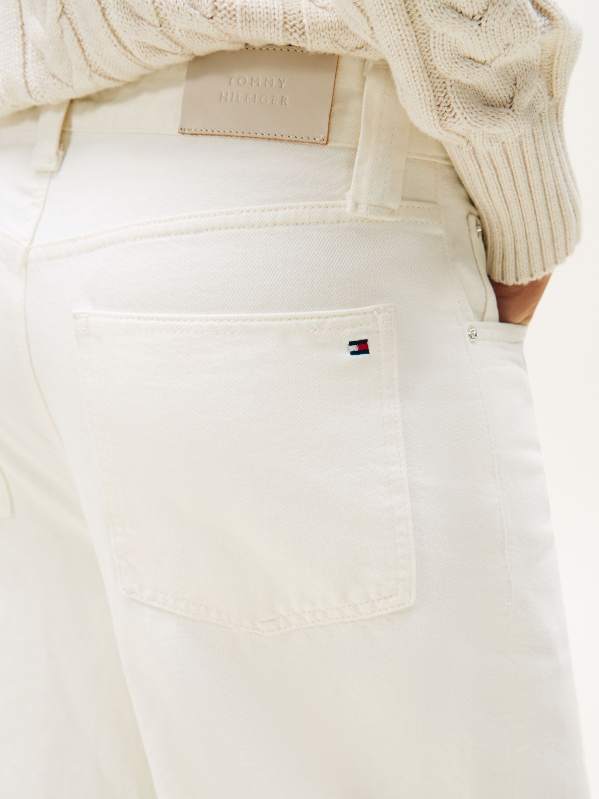Mid Rise Tapered Barrel Leg White Jeans — White