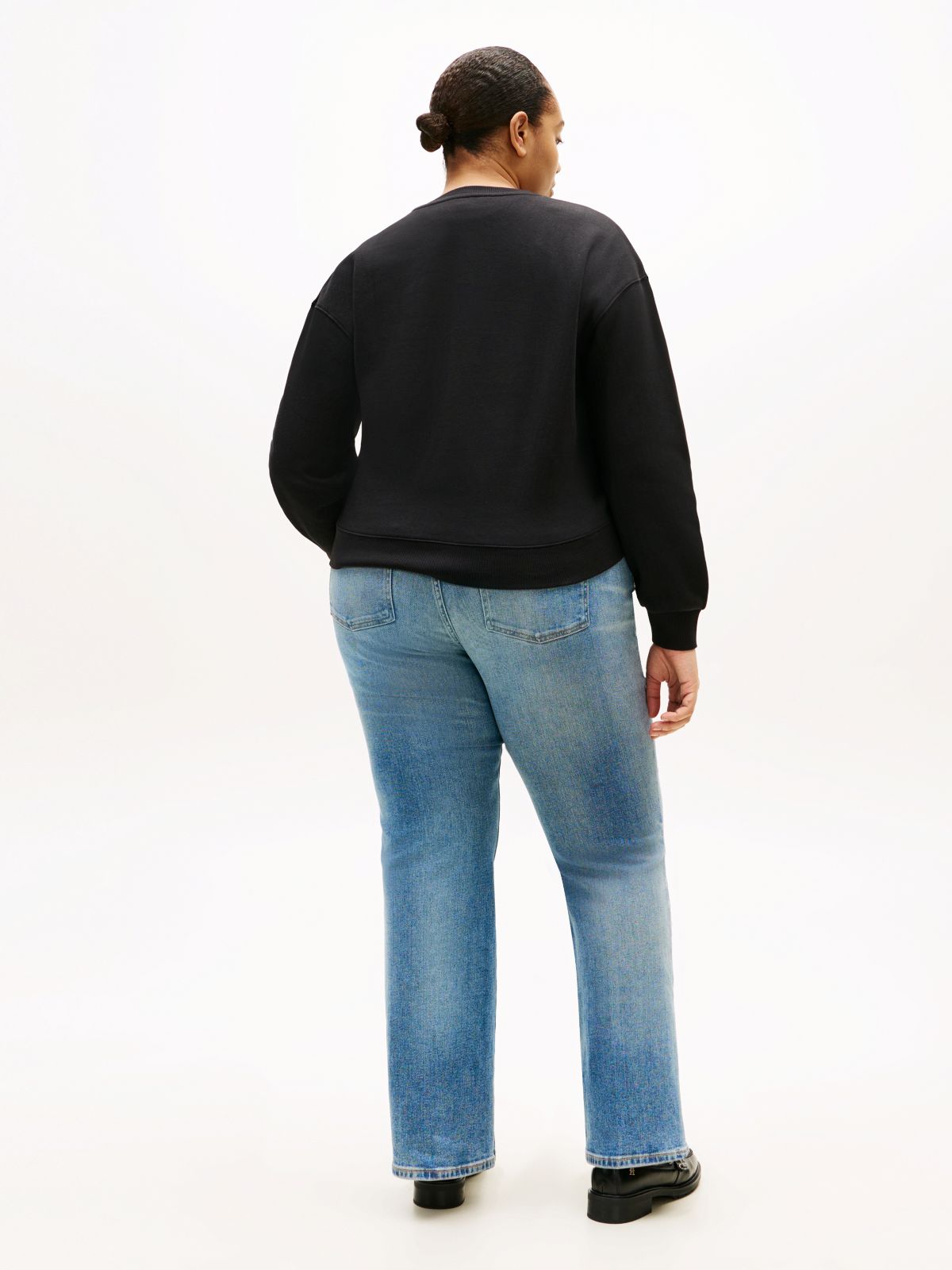 Curve Logo Embroidery Flex Fleece Sweatshirt — Black