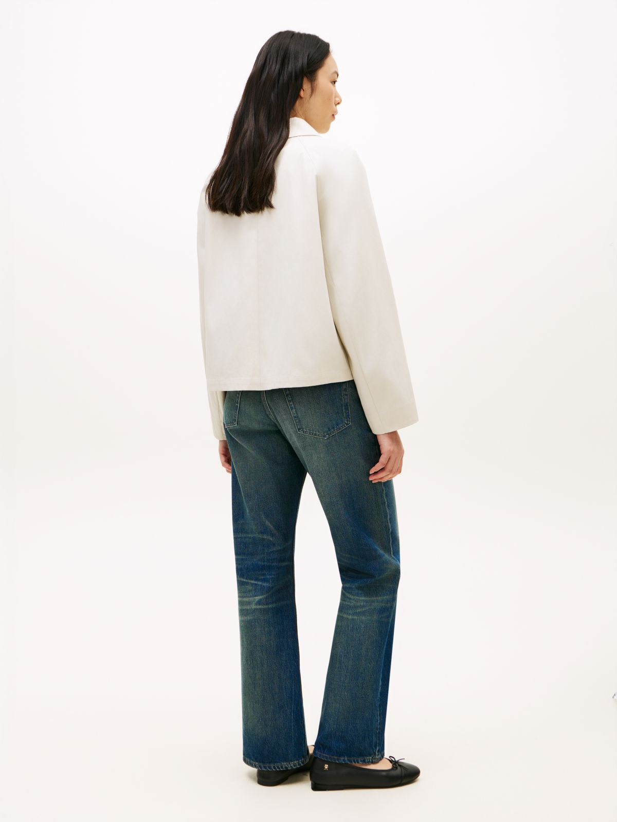 Water Repellent Collared Relaxed Short Jacket — Beige