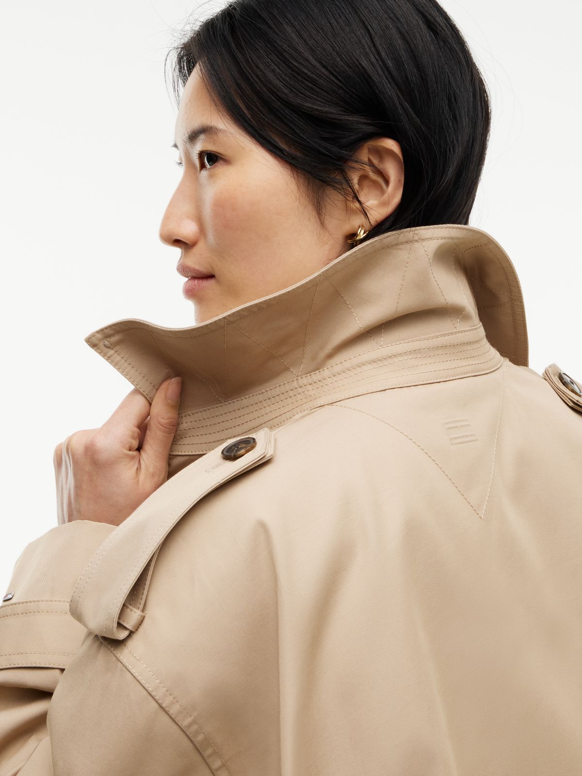 Water Repellent Relaxed Short Trench Coat — Beige