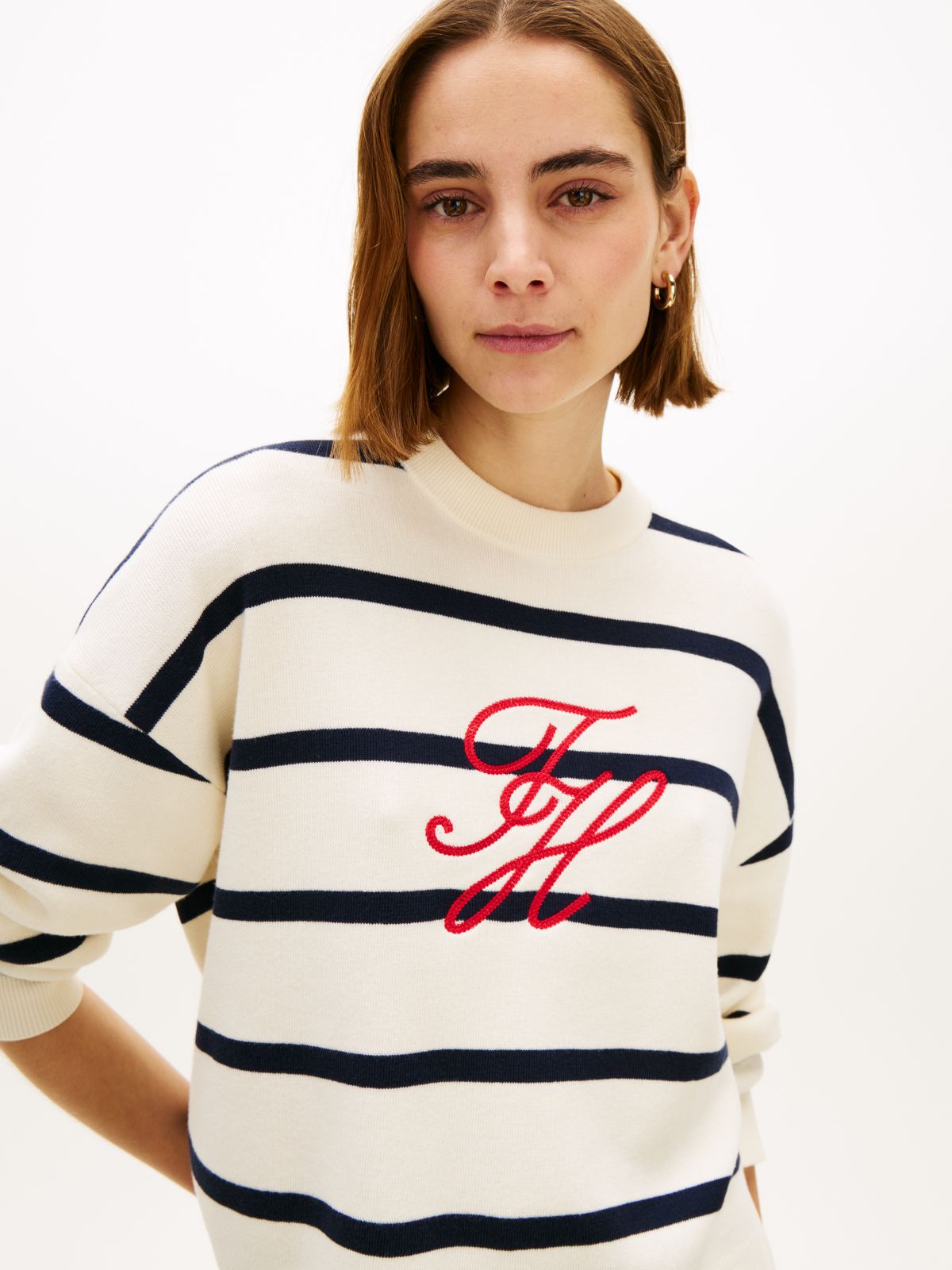 Premium Knit Logo Embroidery Relaxed Jumper — Beige
