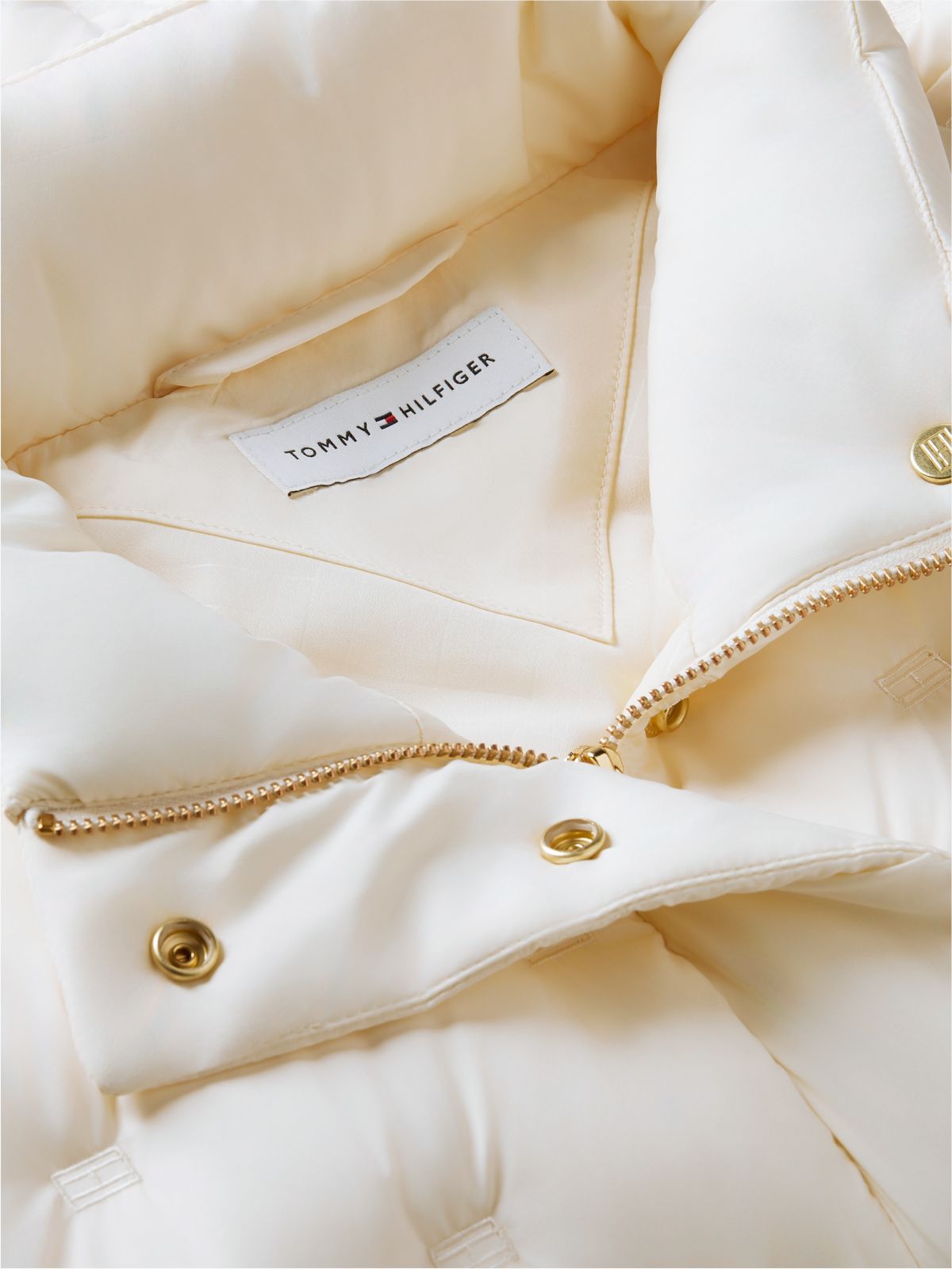 Flag Down Lightweight Quilted Gilet — White