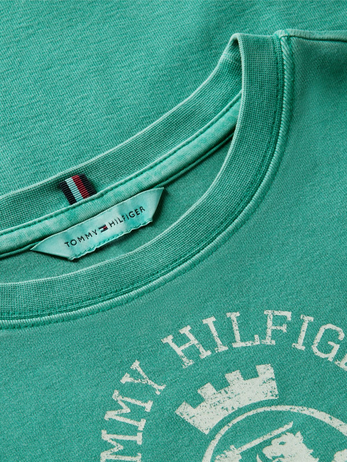 Washed Crest Slim T-Shirt — Green