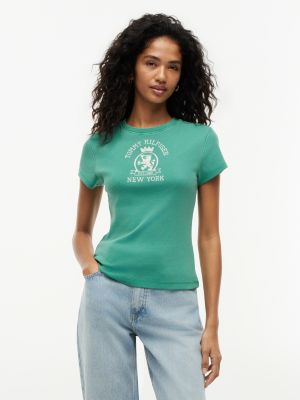 t-shirt slim délavé à blason green pour femmes tommy hilfiger
