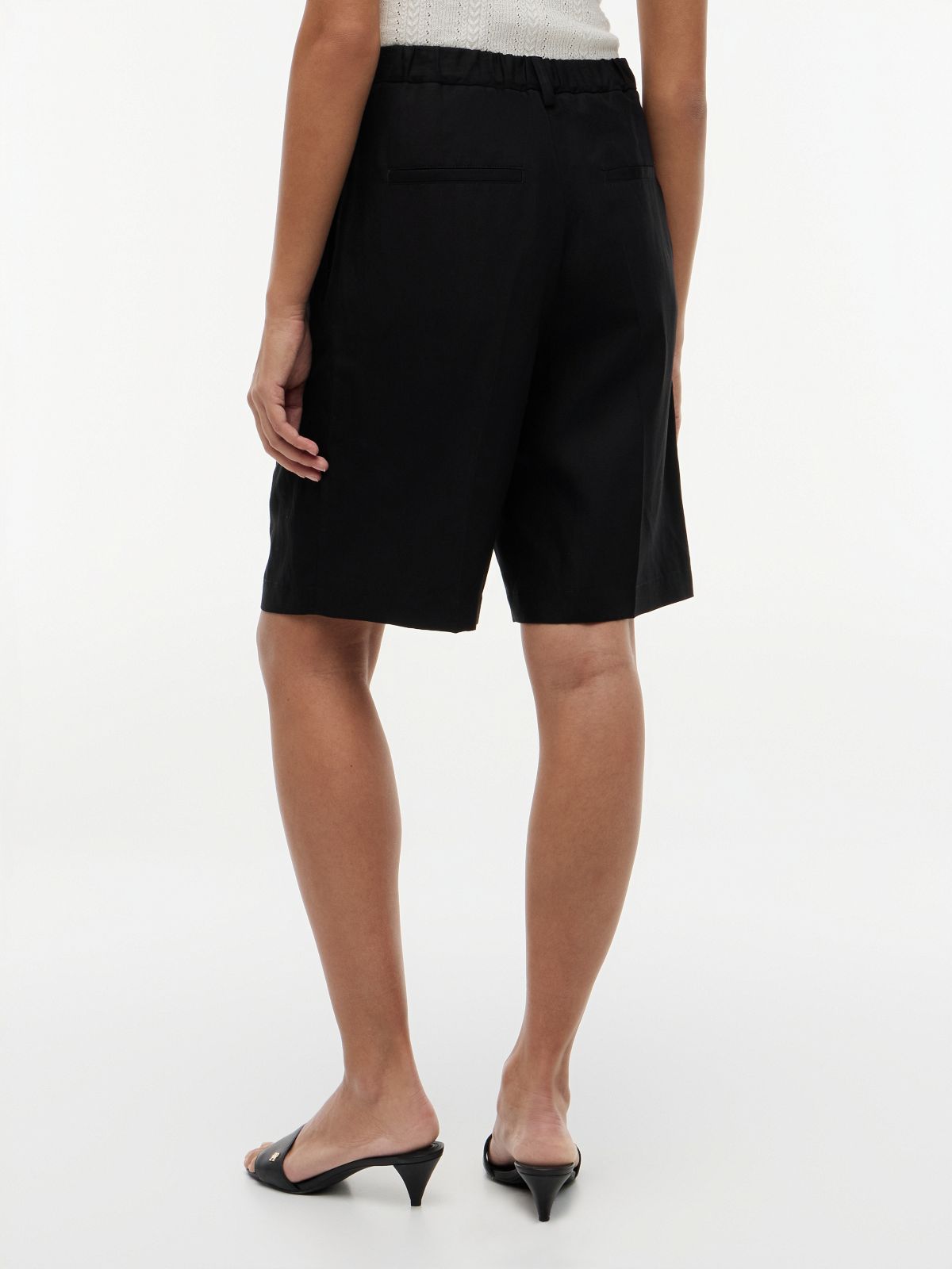 Straight Bermuda Shorts With Linen — Black