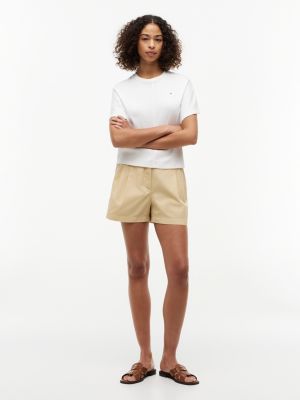 beige ausgestellte washed chino-shorts für damen - tommy hilfiger