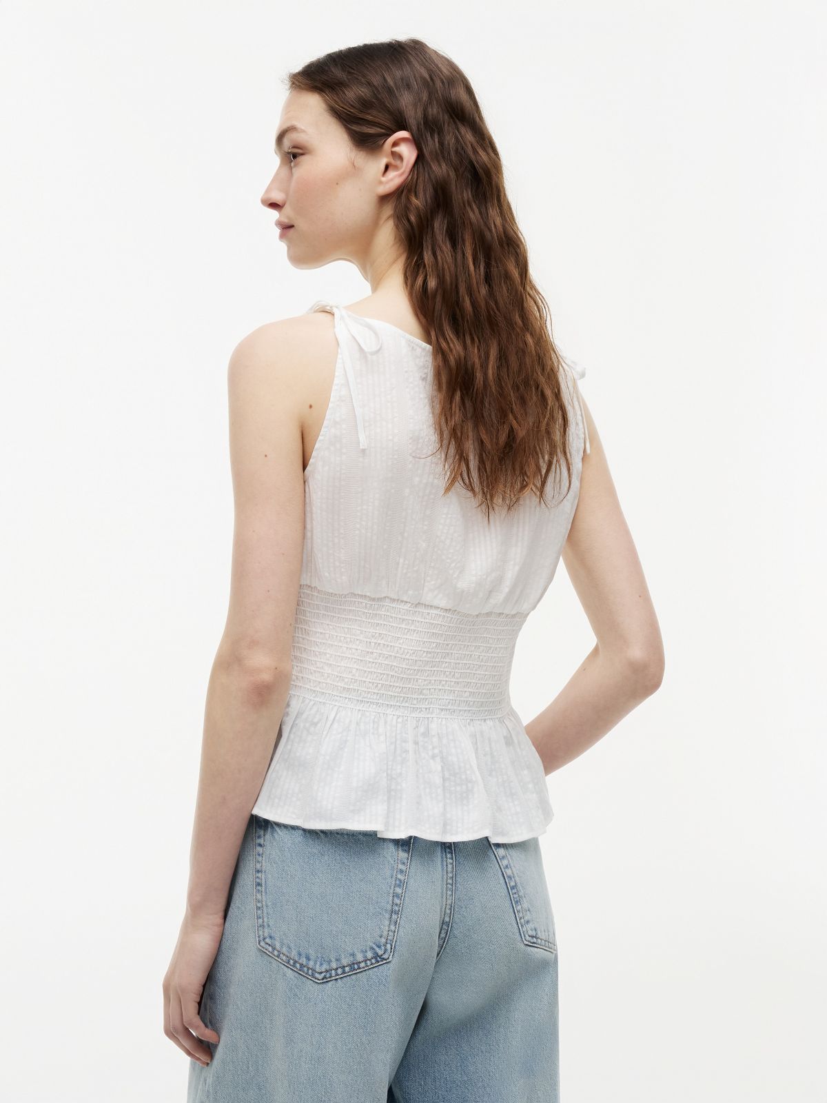 Smock Seersucker Tie Strap Top — White