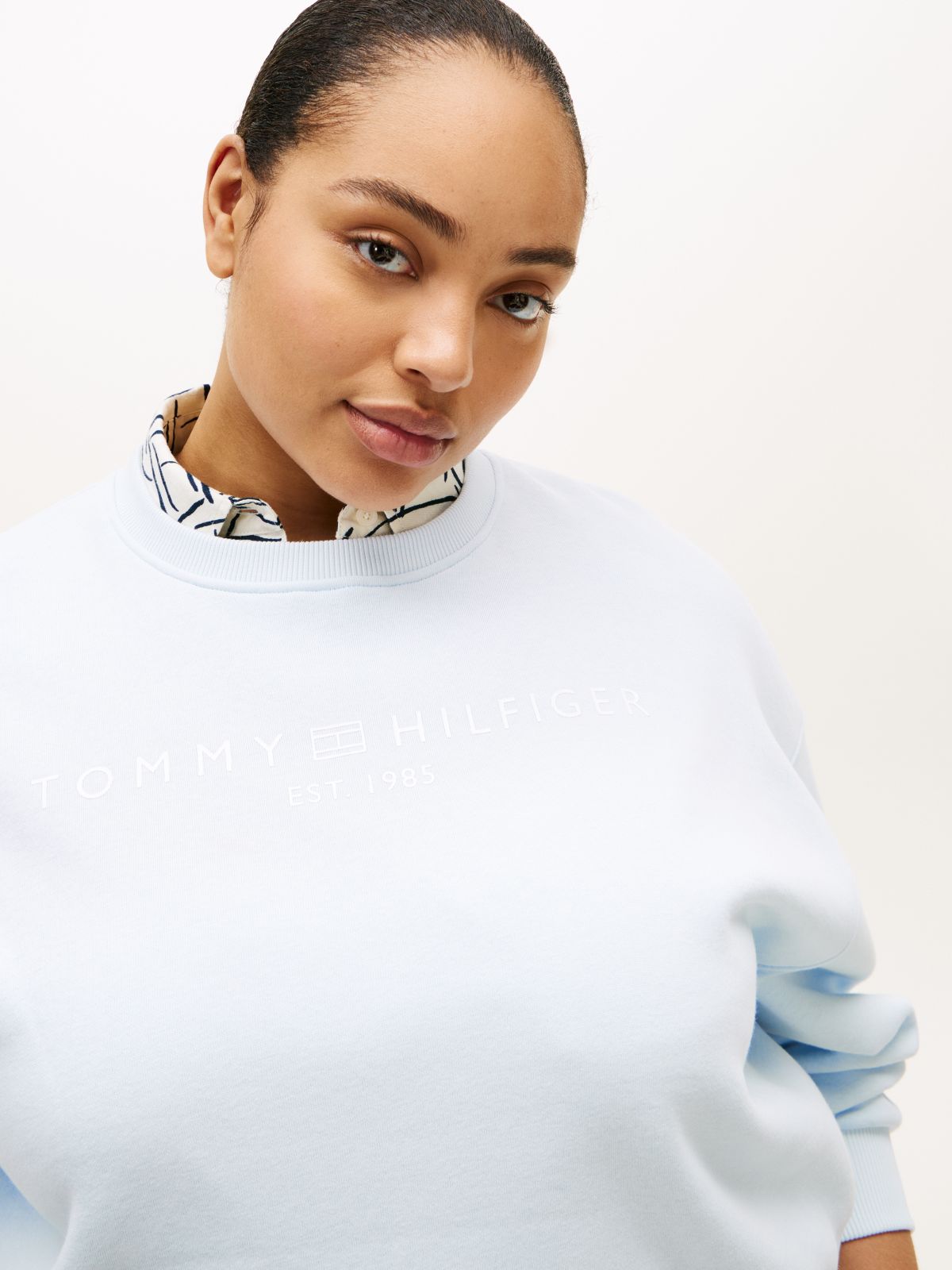 Curve Logo Flex Fleece Relaxed Sweatshirt — Blue