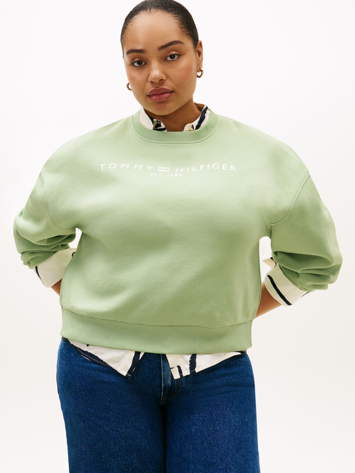 Curve Logo Flex Fleece Relaxed Sweatshirt — Green