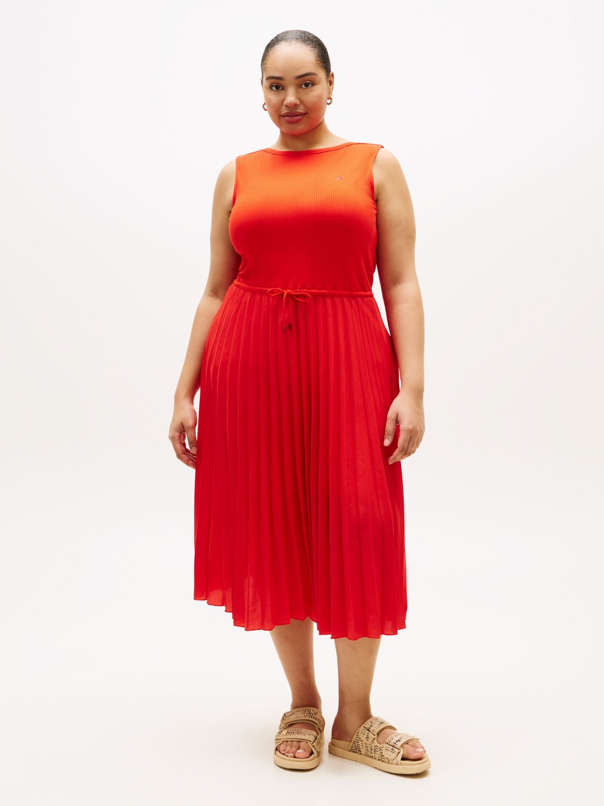 Curve Pleated Sleeveless Slim Midi Dress — Orange