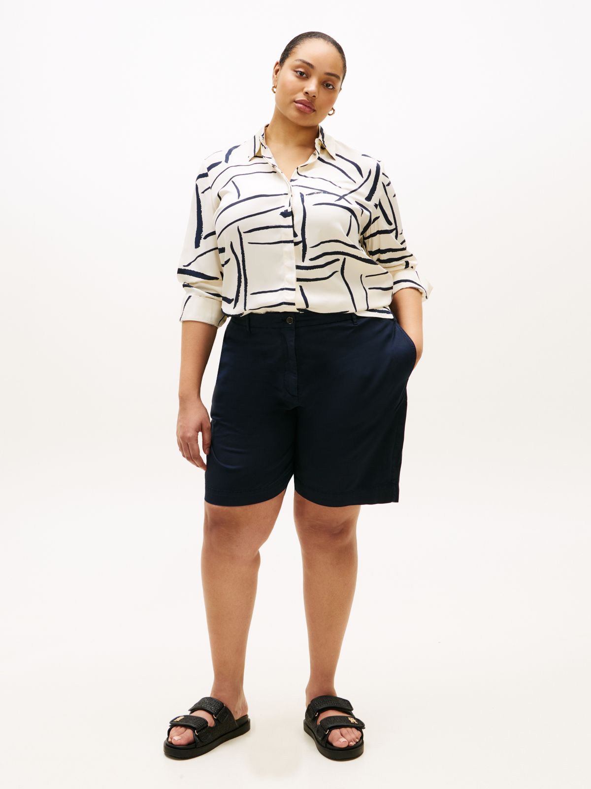 Curve Washed Slim Chino Shorts — Blue