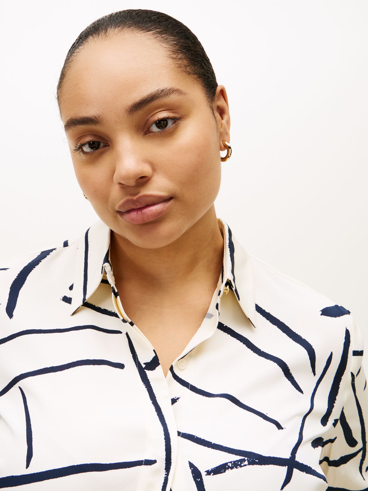 Curve Regular Fit Gold-Tone Button Shirt — White