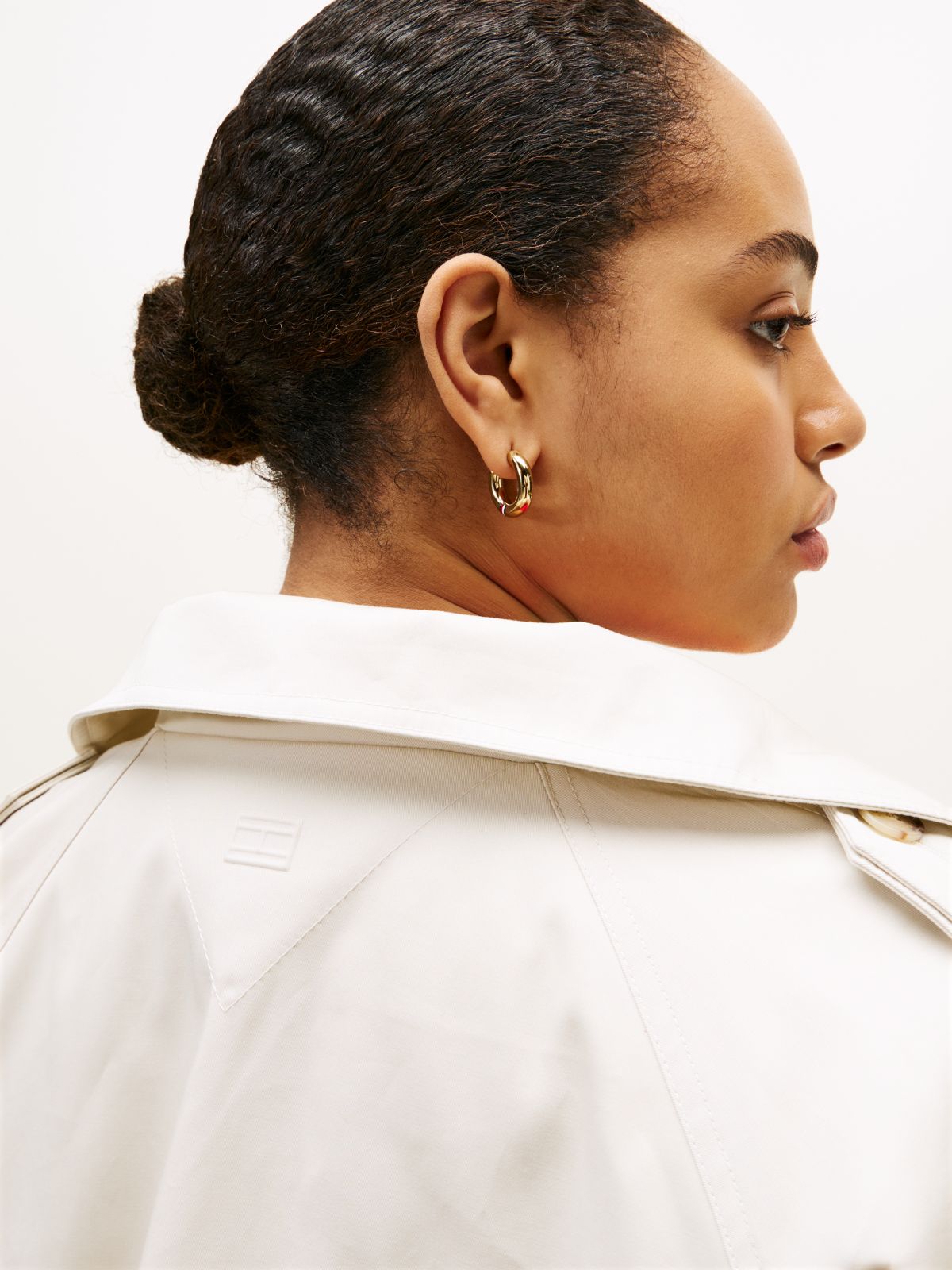 Curve Water Repellent Short Trench Jacket — Beige