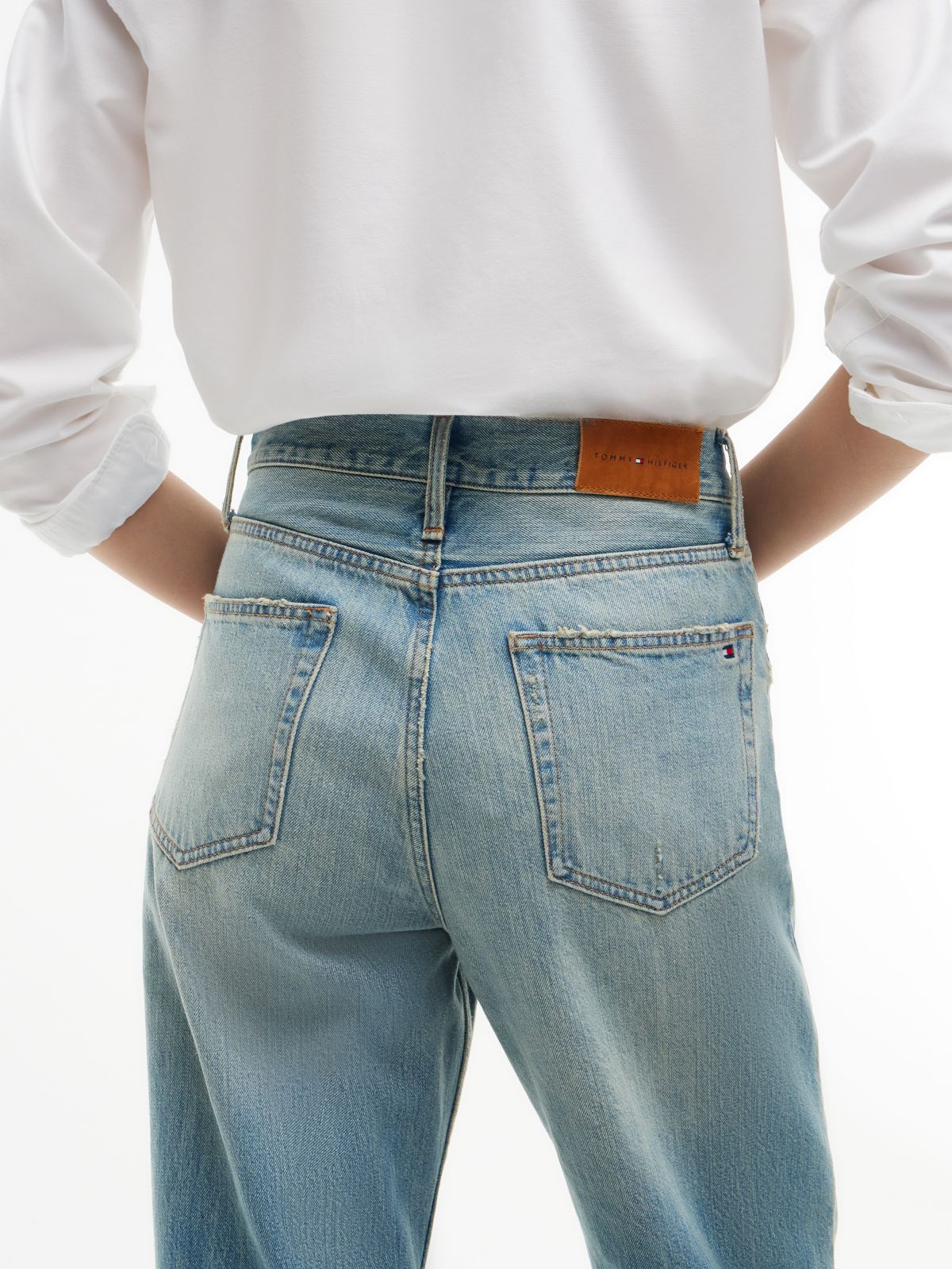 Sarah High Rise Straight Faded Jeans — Blue