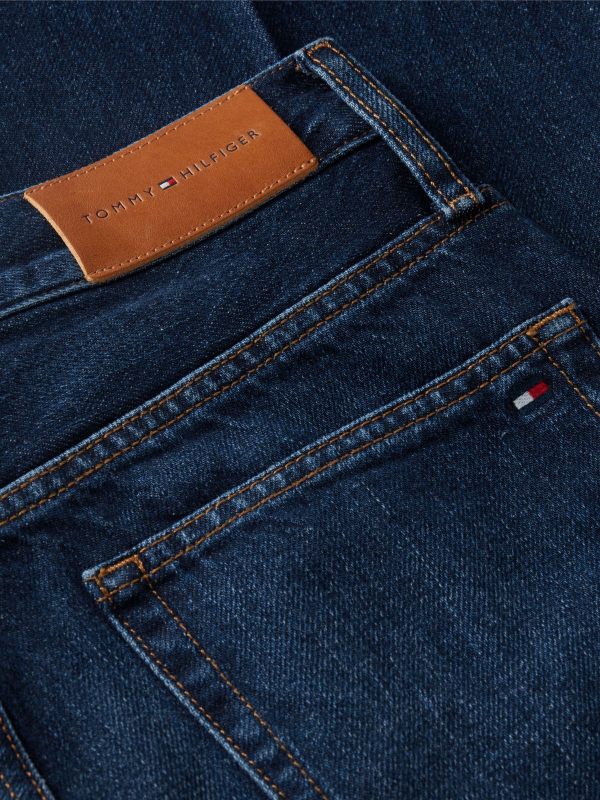 Sarah High Rise Straight Faded Jeans — Blue