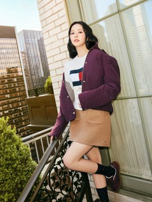 rot steppjacke mit kapuze und wappen-stickerei für damen - tommy hilfiger