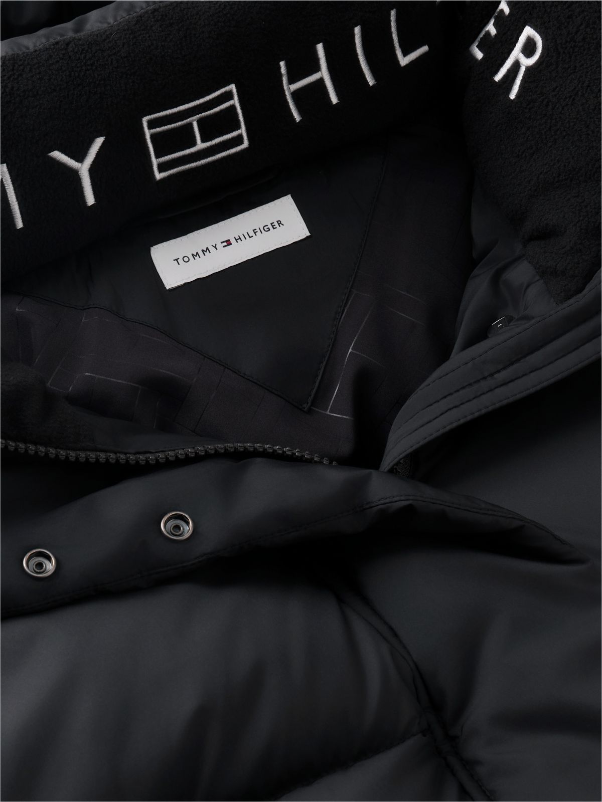 Logo Embroidery Water Repellent Down Jacket — Black
