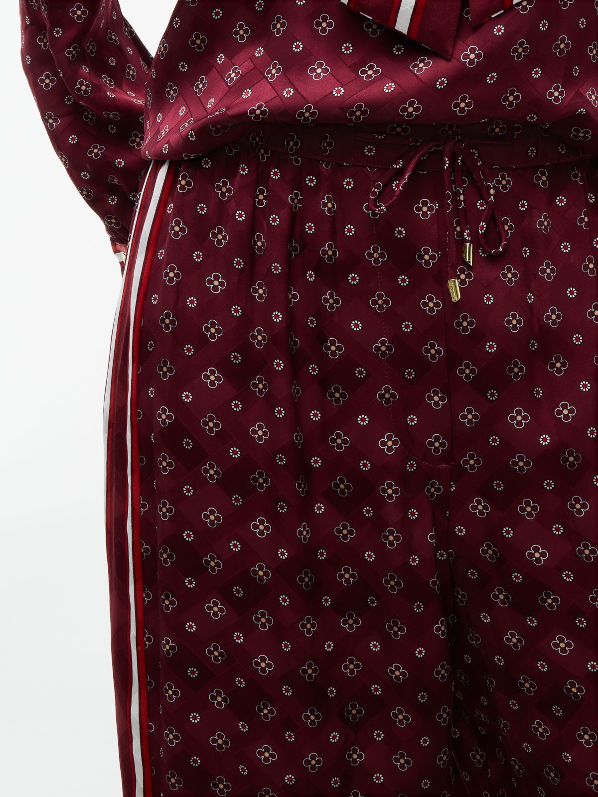 Jacquard Scarf Print Relaxed Straight Trousers — Red