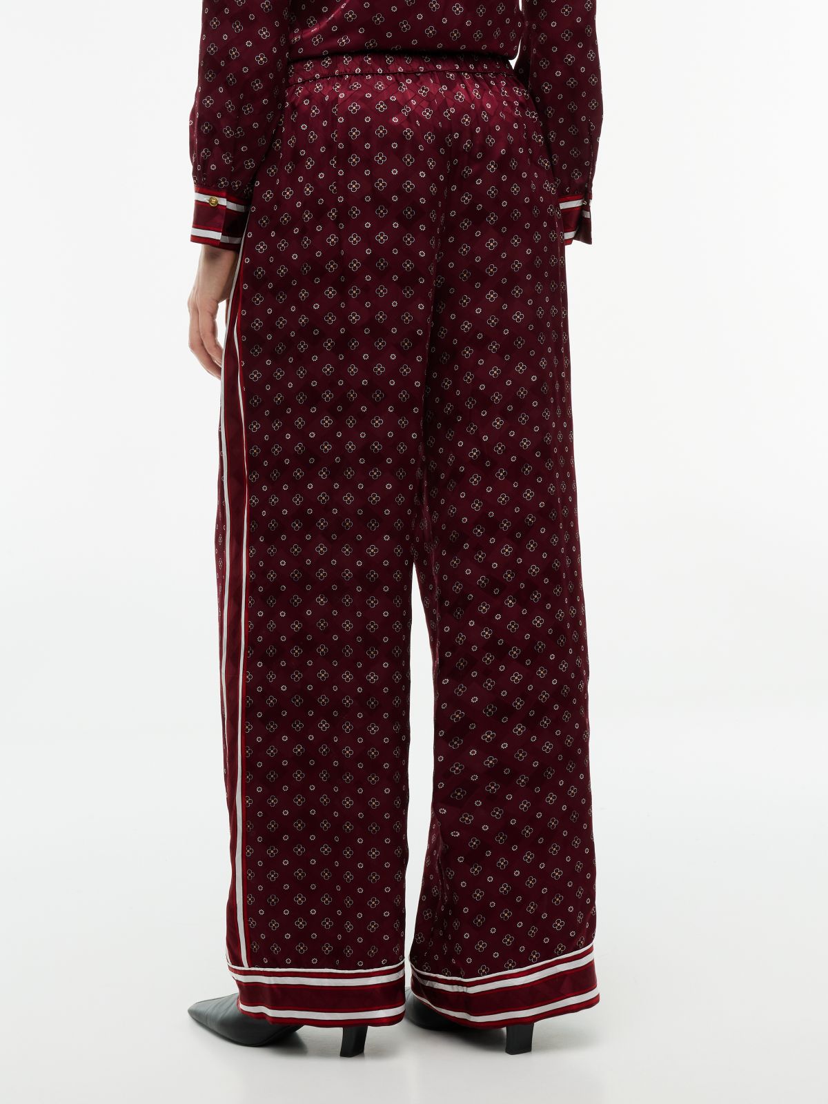 Jacquard Scarf Print Relaxed Straight Trousers — Red