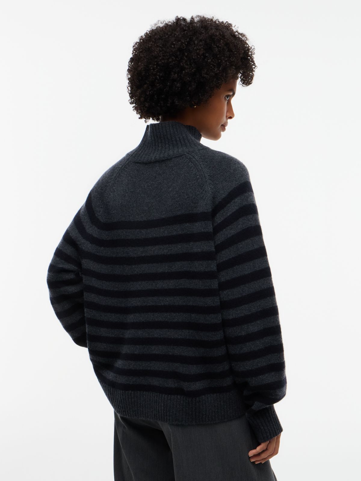 Cashmere Blend Relaxed Mock Neck Jumper — Black