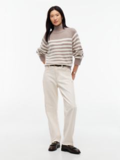 Cashmere Blend Relaxed Mock Neck Jumper — Brown 2