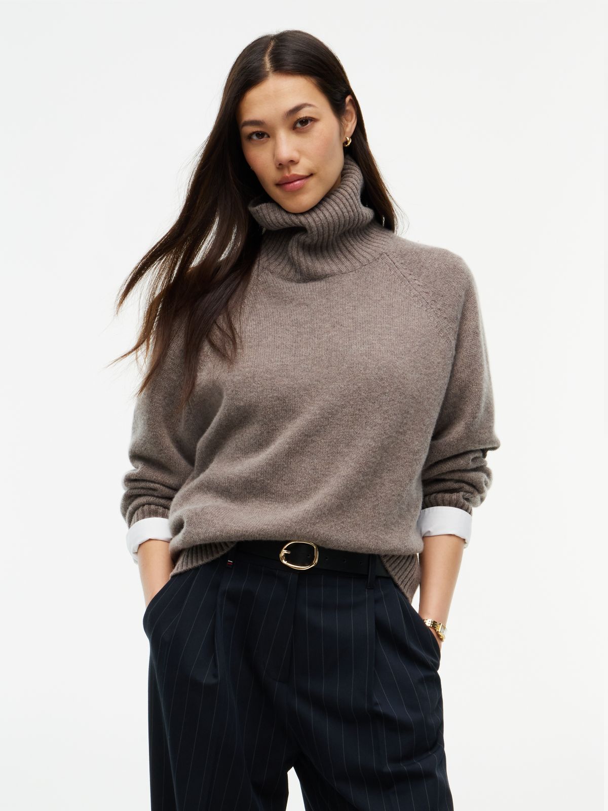 Cashmere Blend Relaxed Mock Neck Jumper — Brown