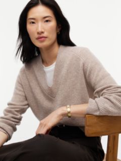 Pure Wool V-Neck Jumper — Brown 3