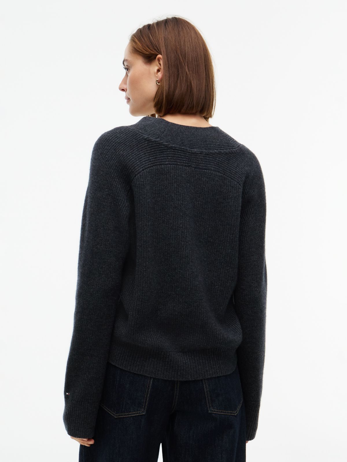 Pure Wool V-Neck Jumper — Grey